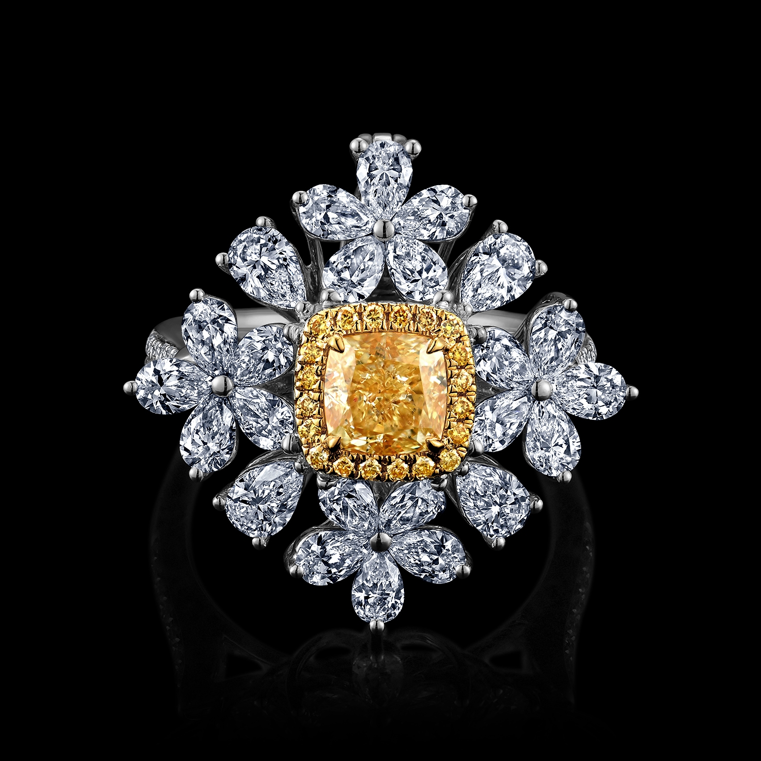 US SHOW STOCK LIST-1154 R21856AW-Y-141728 18KW 8.87G 1CD 1.02CT 39RD 0.19CT 24PD 2.26CT 20YD 0.1CT AGL230090113 1.0PCS