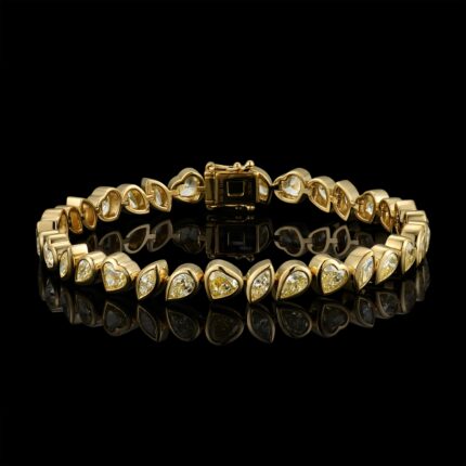 KIBR22026Y-174129 18KT 10.34G 39CD 8.32CT